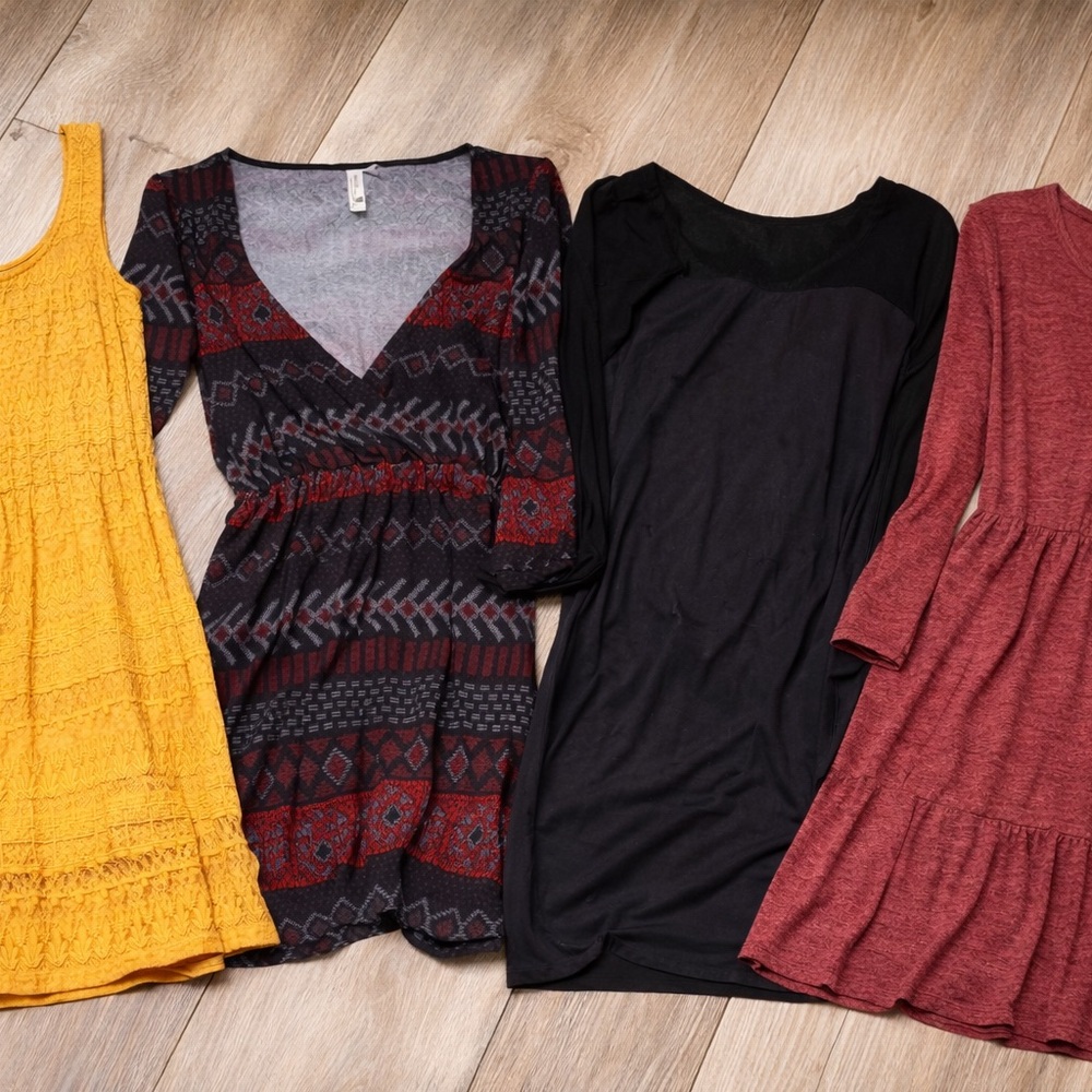 Woman’s dress bundle small pink owl brand